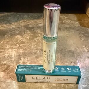 🌷5-$25🌷Clean reserve Rollerball - Green (Golden Citrus) 5ml
